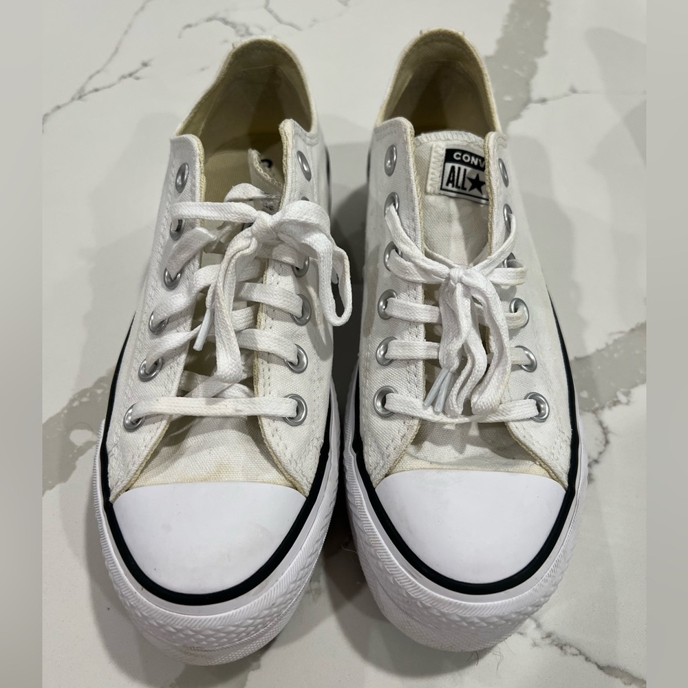 Chuck Taylor All Star Lift Platform Women’s Low Top Shoe